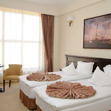 Rexton Hotel Krajowa
