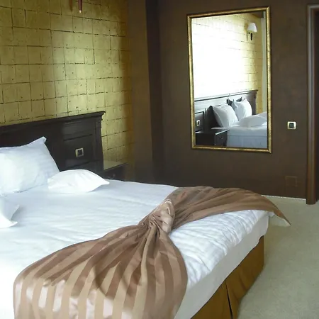 Rexton Крайова