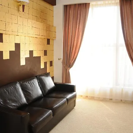 Rexton Крайова