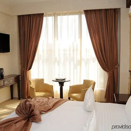 Rexton 4* Крайова