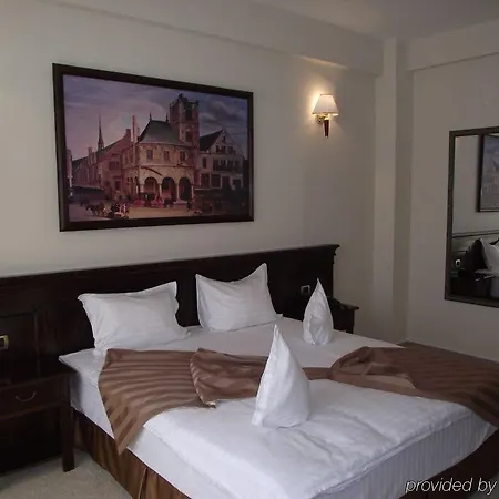 Rexton Отель 4*